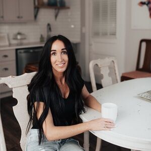 Meet your Posher, Viv